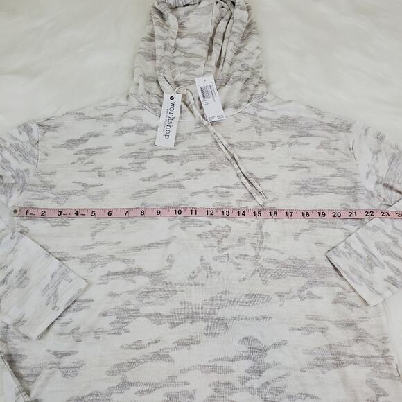 $5 SALE!!!! MSRP $58 NWT Workshop Small Drop Shoulder Long Sleeve Camo Hoodie - Picture 7 of 9